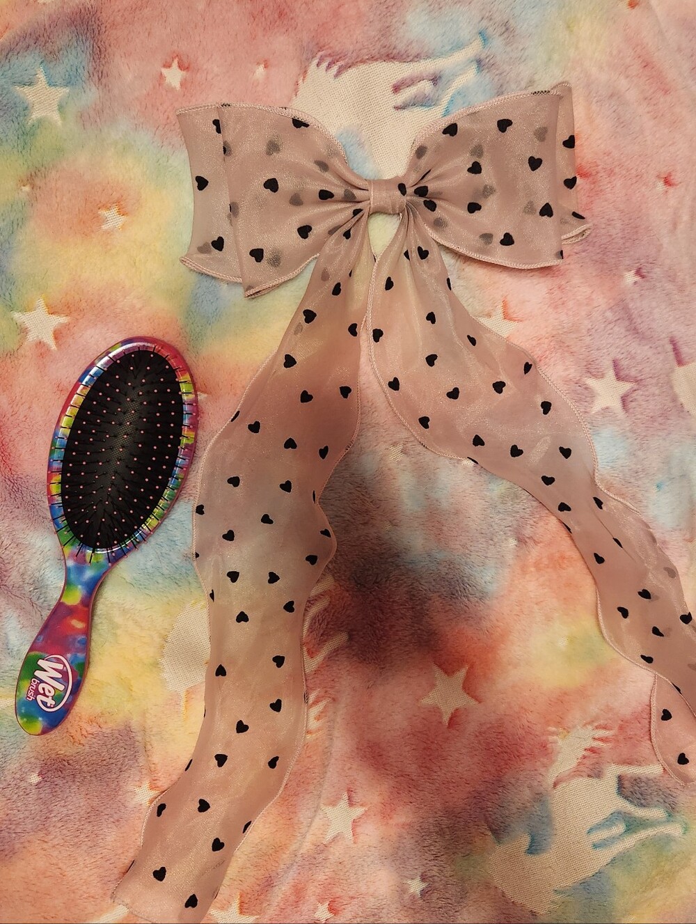 Hairbrush & Bow Accessory